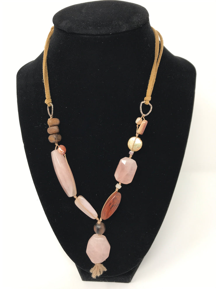 ROSE QUARTZ NECKLACE