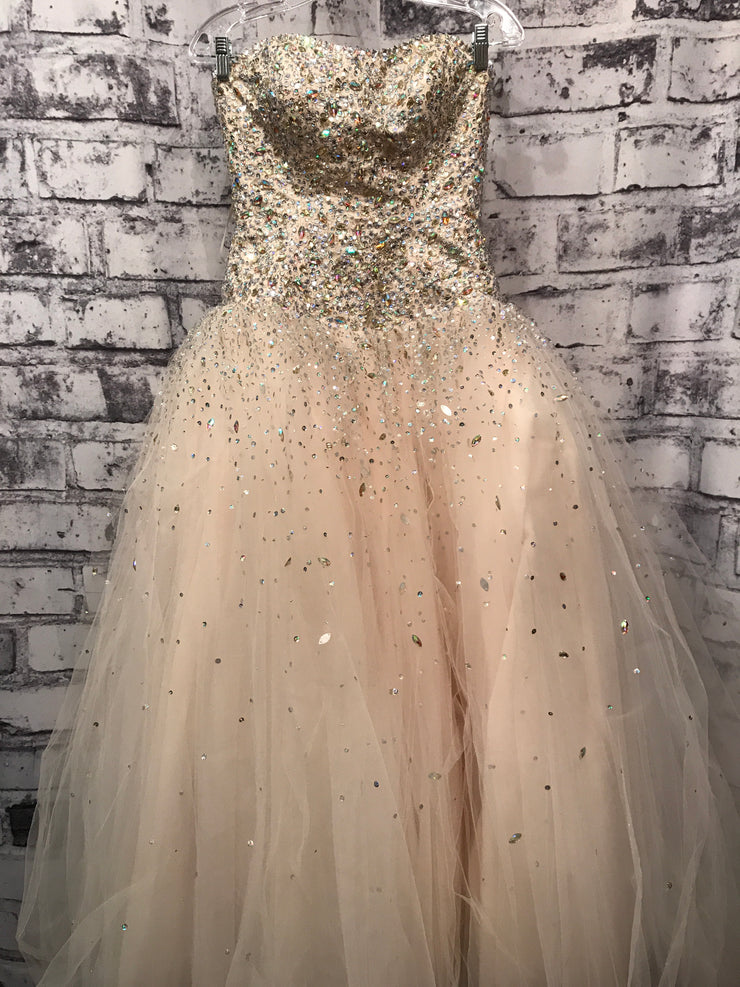 IVORY PRINCESS GOWN