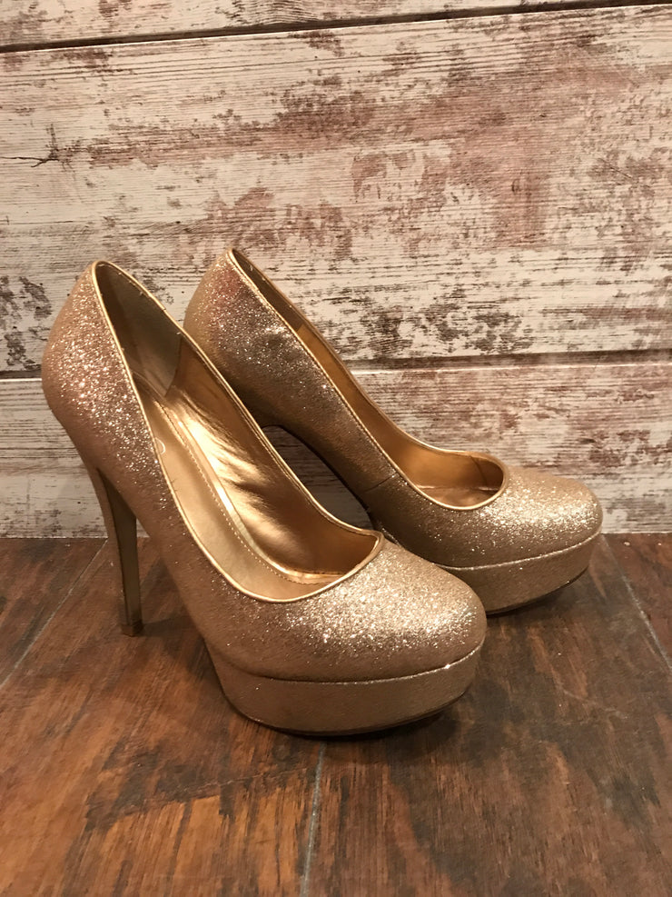 GOLD HIGH HEEL SHOES
