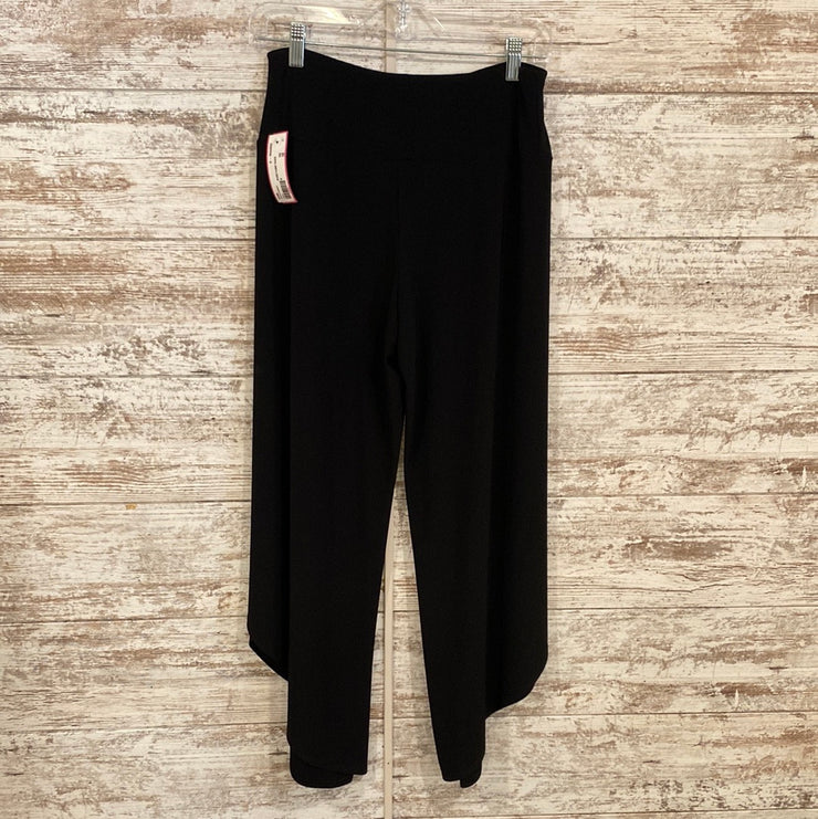 BLACK FLOWY PANTS