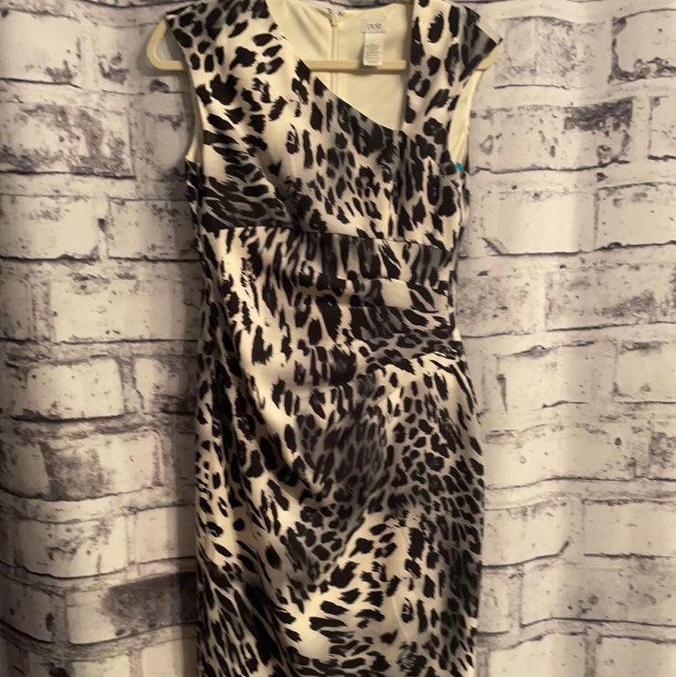 BLACK/WHITE ANIMAL PRINT DRESS