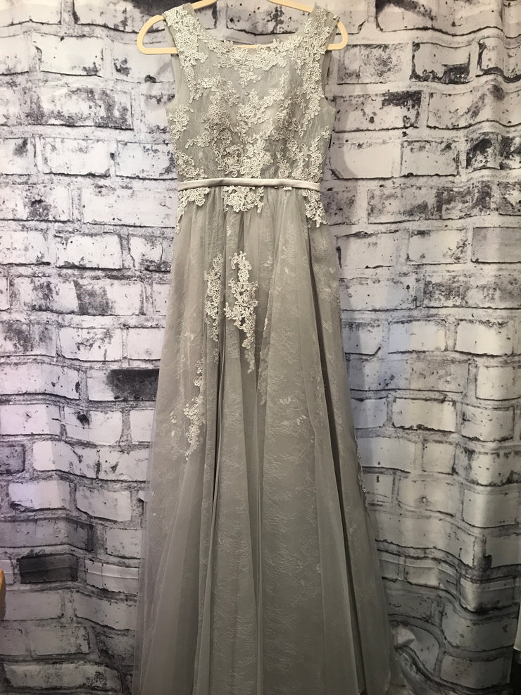 NEW-GRAY A-LINE PRINCESS GOWN