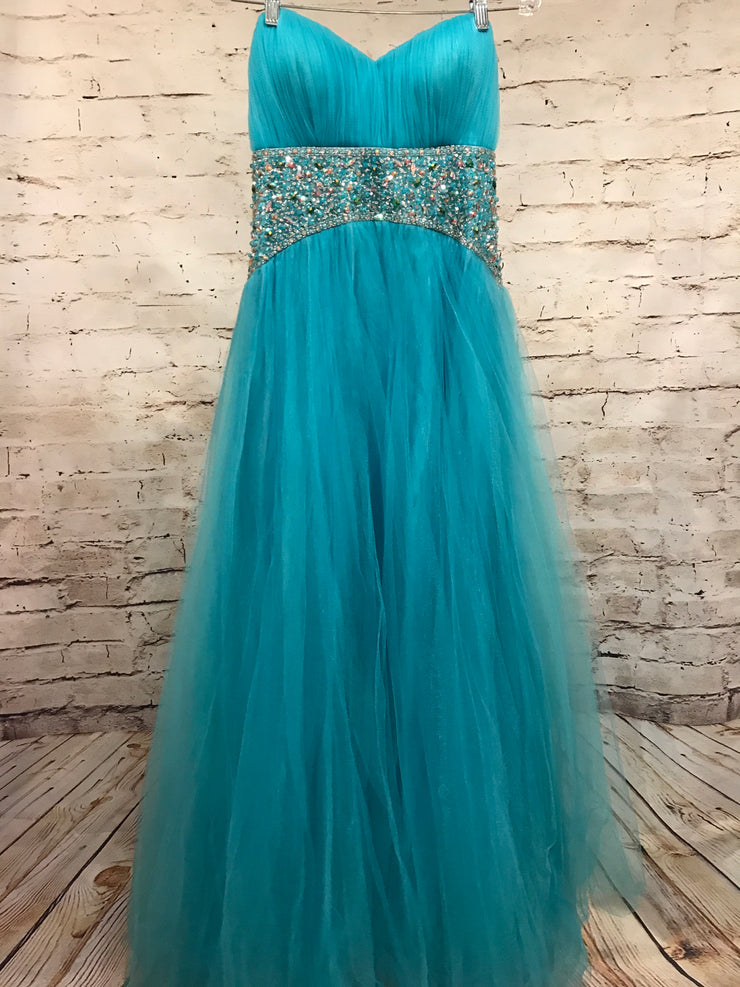 LIGHT BLUE PRINCESS GOWN (NEW)