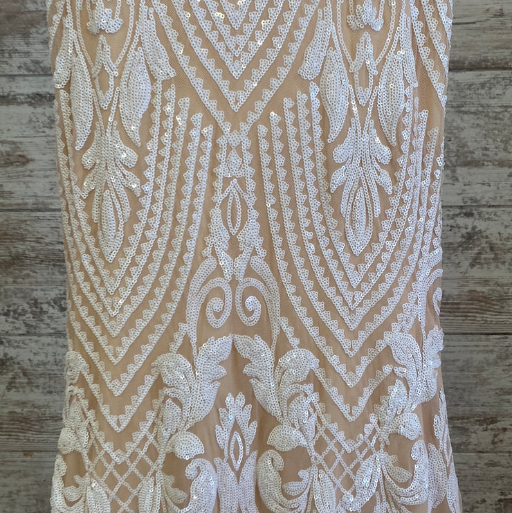 IVORY/NUDE LONG EVENING GOWN