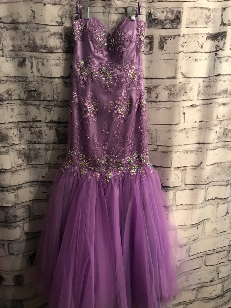 LAVENDAR MERMAID GOWN (NEW)