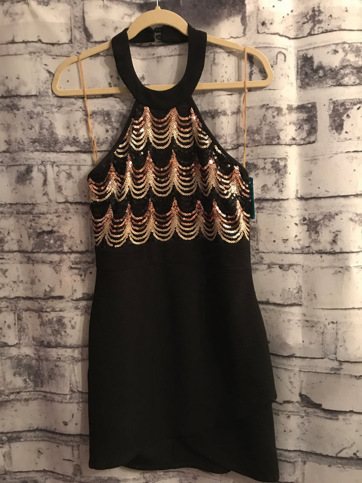 BLACK/GOLD HALTER SHORT DRESS