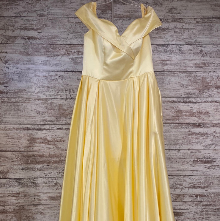 YELLOW A LINE GOWN