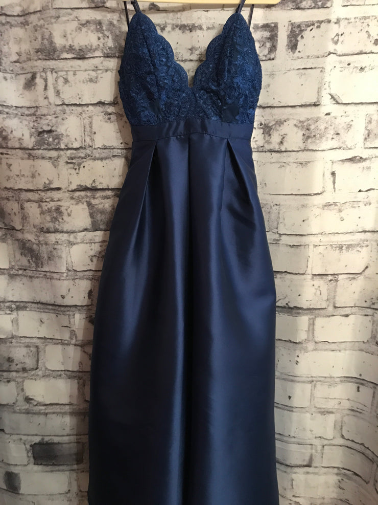 NAVY LACE A LINE GOWN