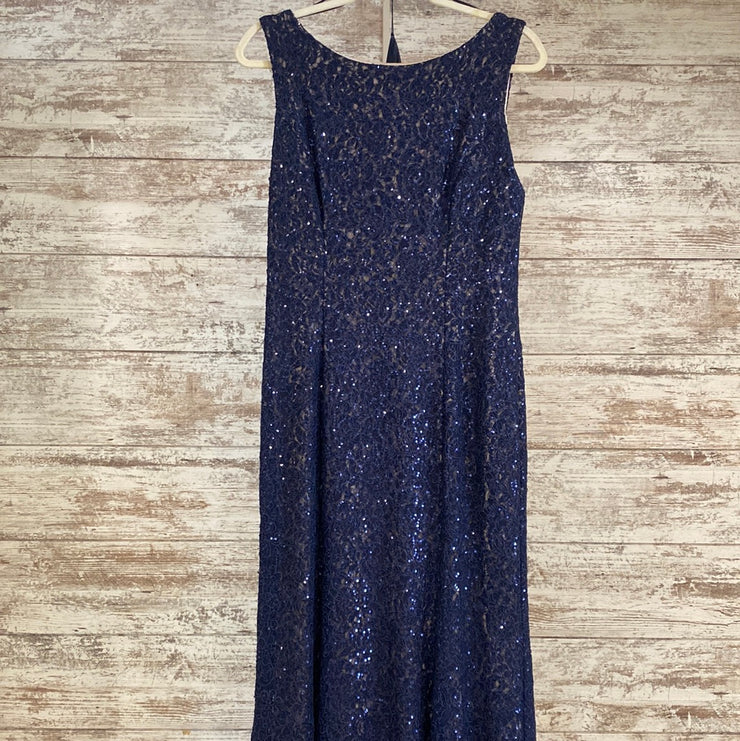 NAVY/NUDE LONG EVENING GOWN