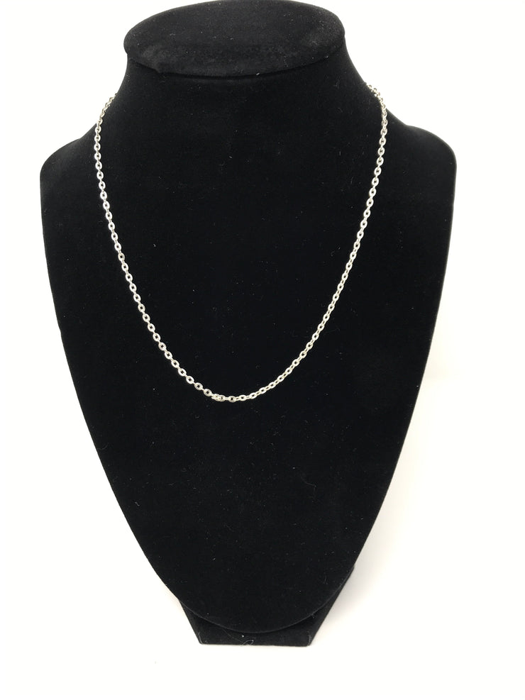 SILVER CHAIN NECKLACE