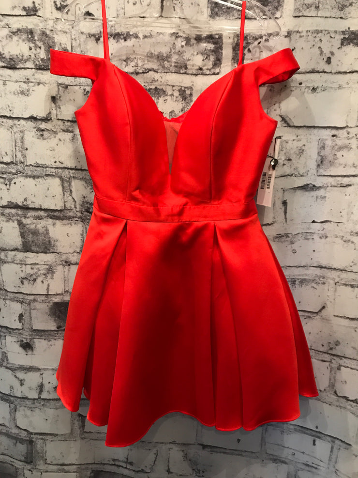 RED SHORT DRESS W/ POCKETS