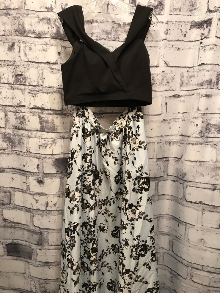 BLACK/FLORAL 2 PIECE GOWN