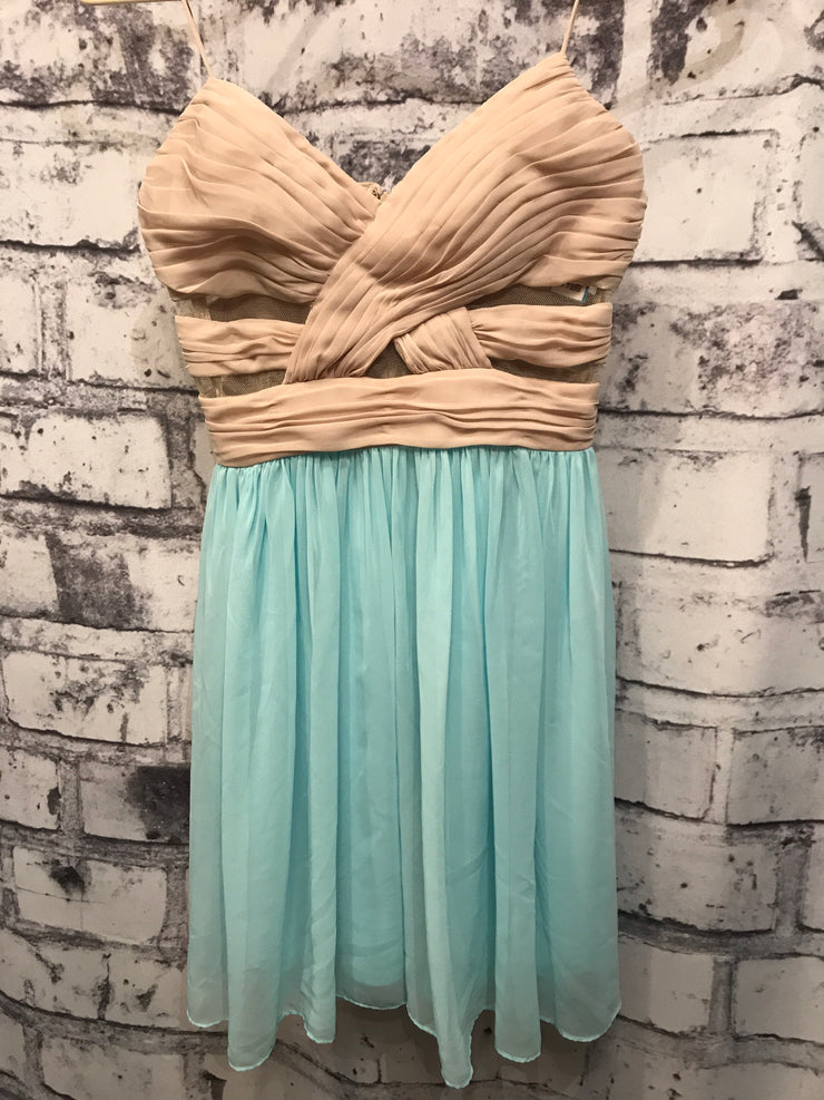 TAN/BLUE SHORT DRESS
