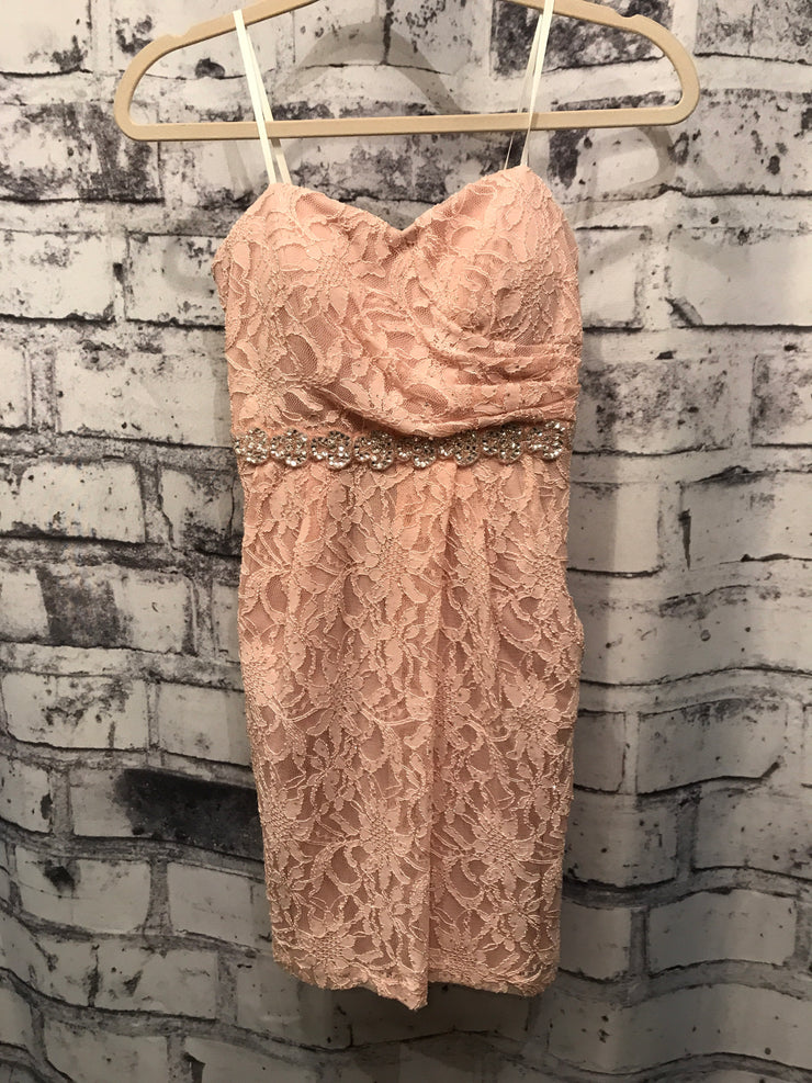 PINK LACE SHORT DRESS