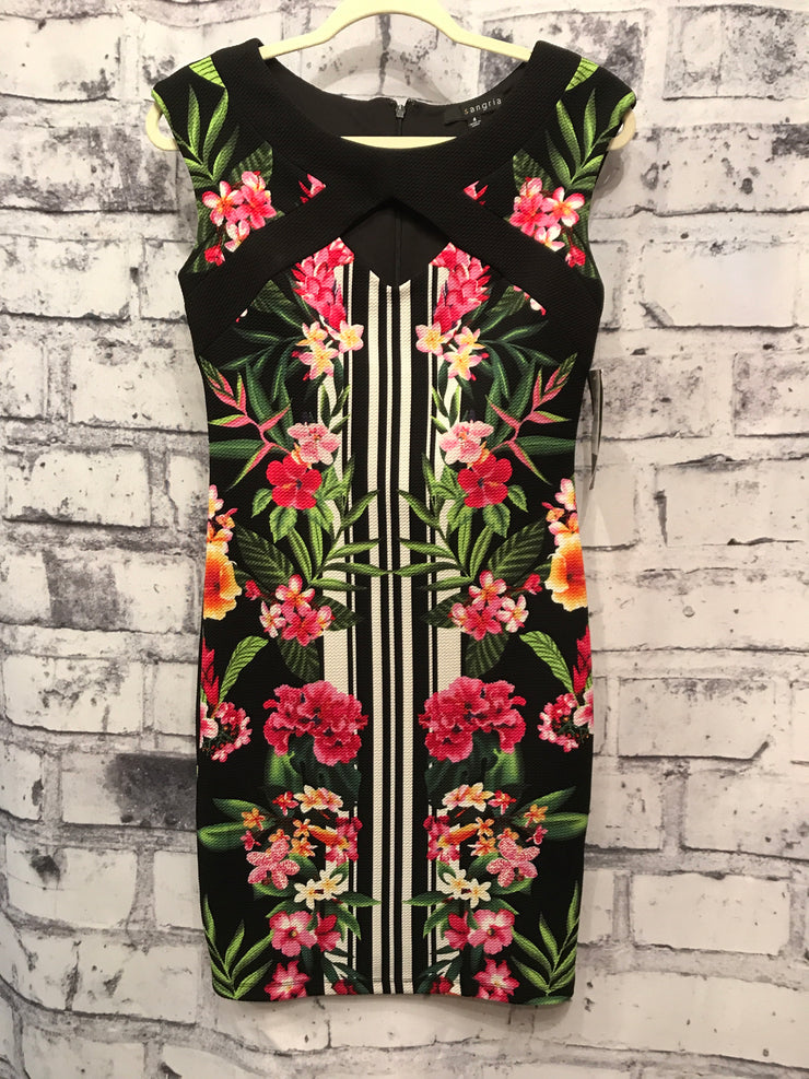 BLACK/FLORAL SHORT DRESS (NEW)